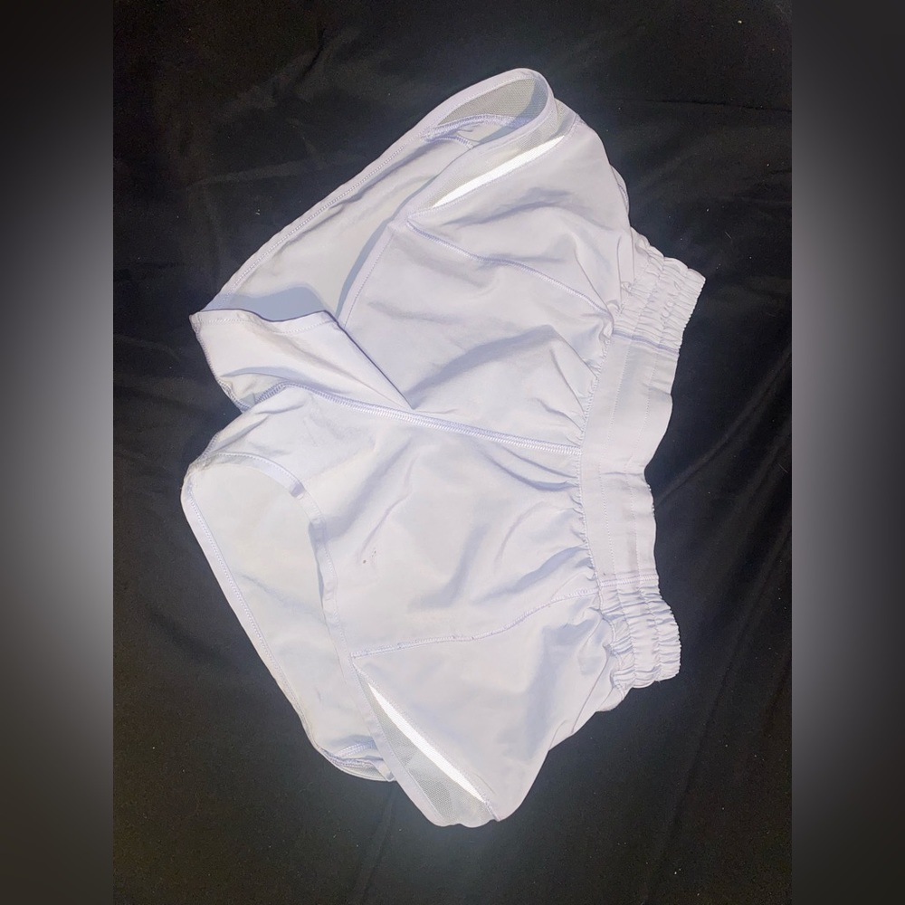 Lululemon Hotty Hot Shorts 2.5” Seams.